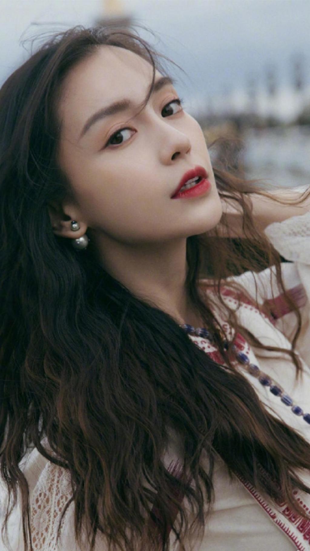 最佳时尚发型羊毛卷