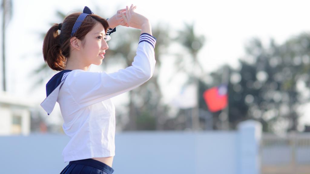 千娇百媚的亚洲美女户外写真