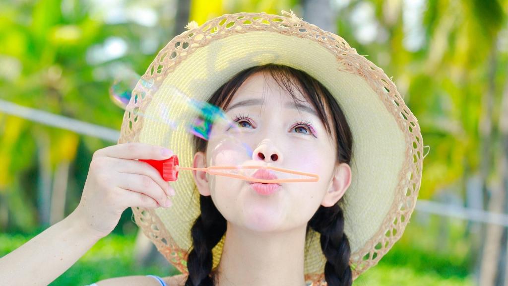 夏日性感泳装模特壁纸