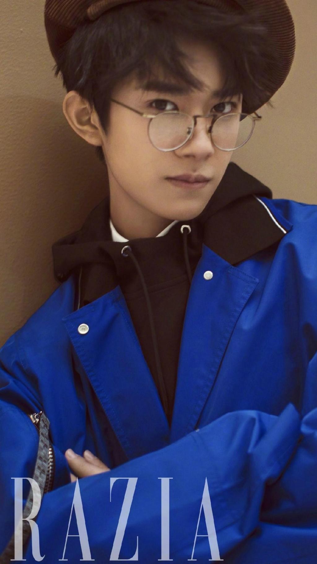 易烊千玺关晓彤王嘉时尚写真