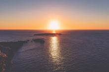 海上观日出，晓其瑰丽