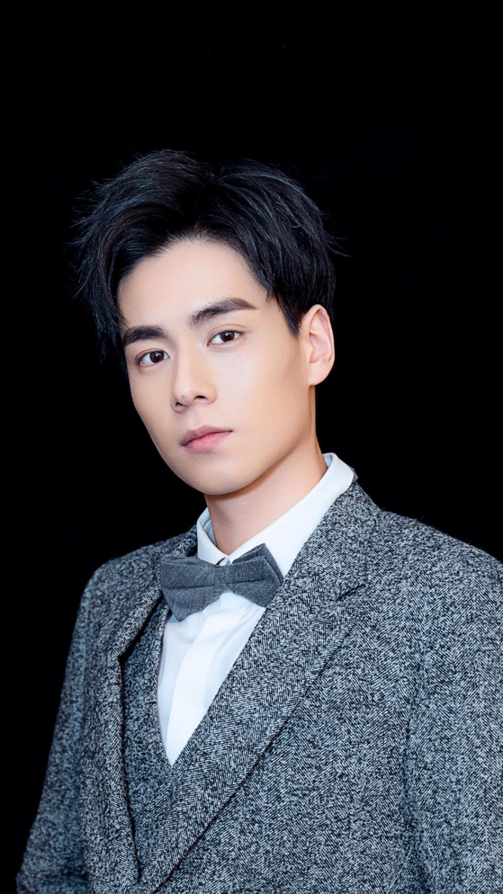 胡一天帅气时尚写真