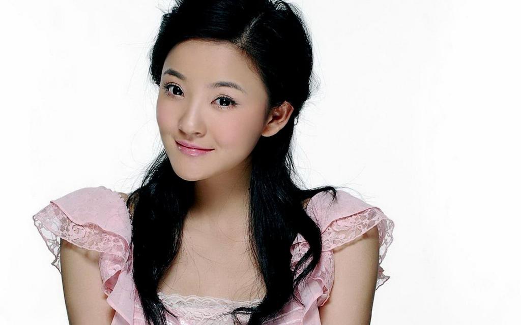 刘雨欣(蜜桃yoyo)图片