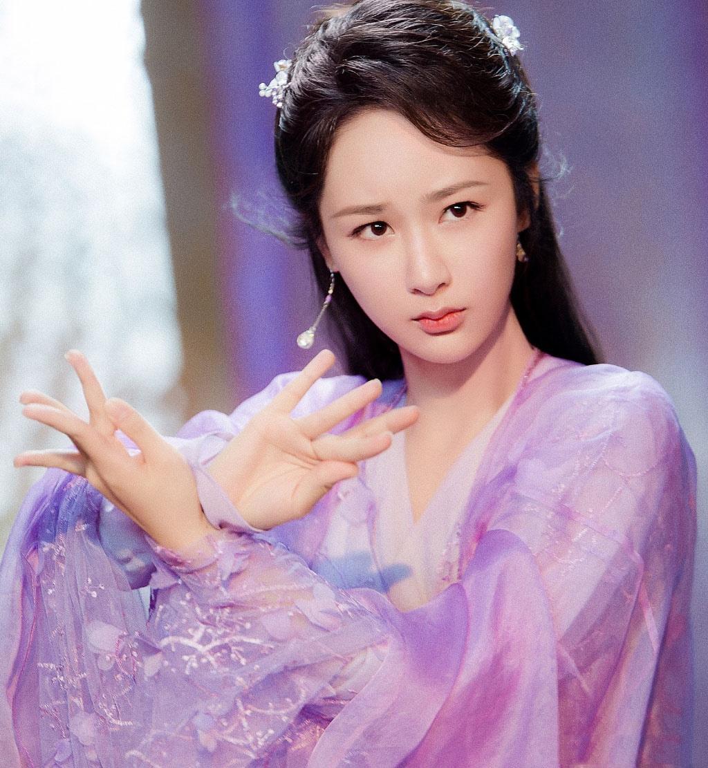 《香蜜沉沉烬如霜》最新CP海报