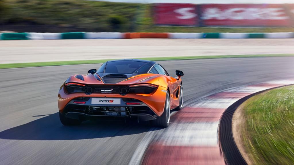 2017帅气迈凯轮McLaren 720S图片