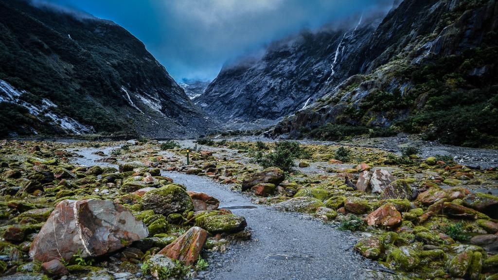 繁华尽处，寻一处无人山谷
