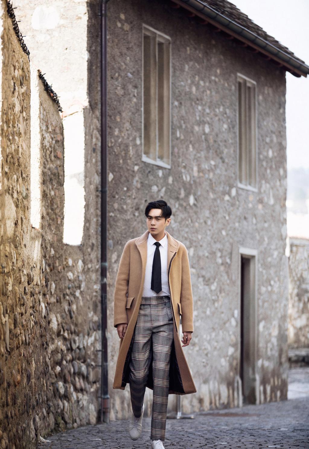 张若昀日内瓦写真