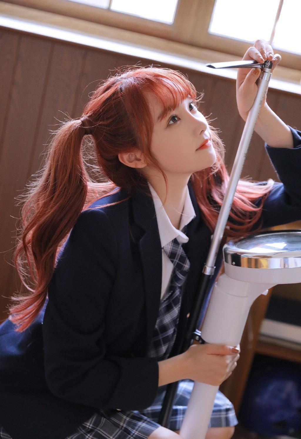 SNH48宋昕冉JK制服双马尾甜美教室写真