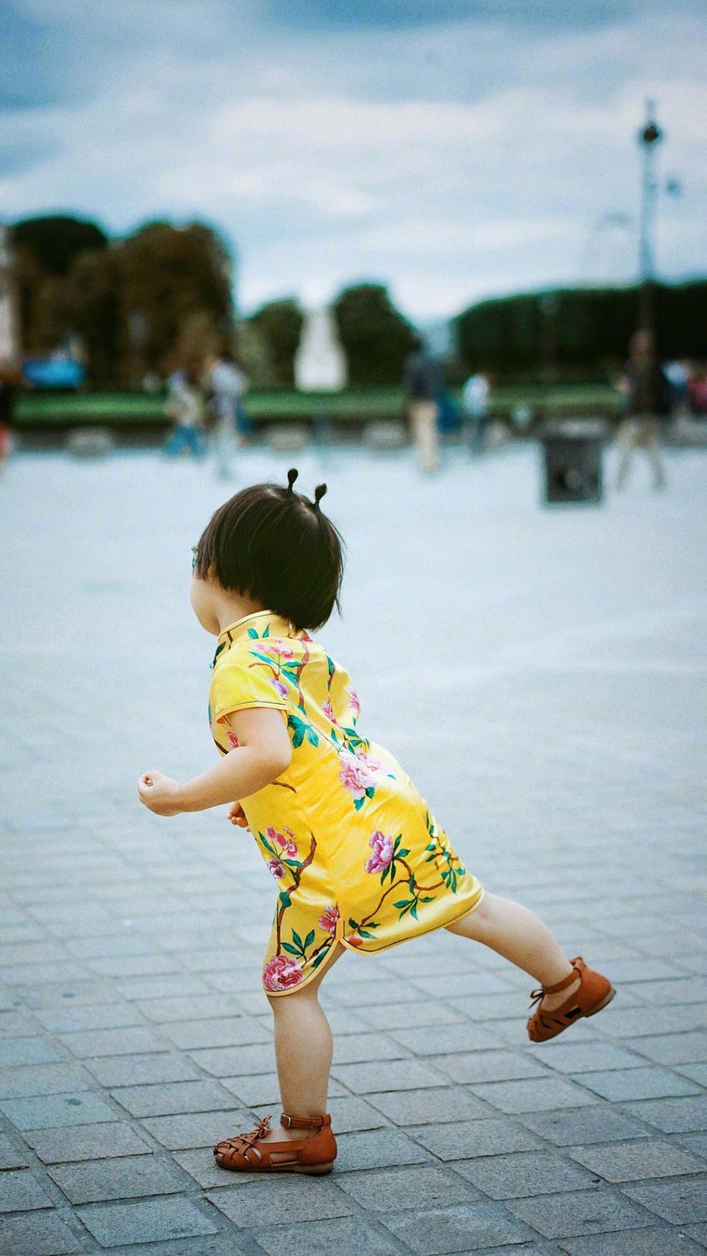 可爱的网红小蛮宝宝,高清图片,手机锁屏桌面-壁纸族