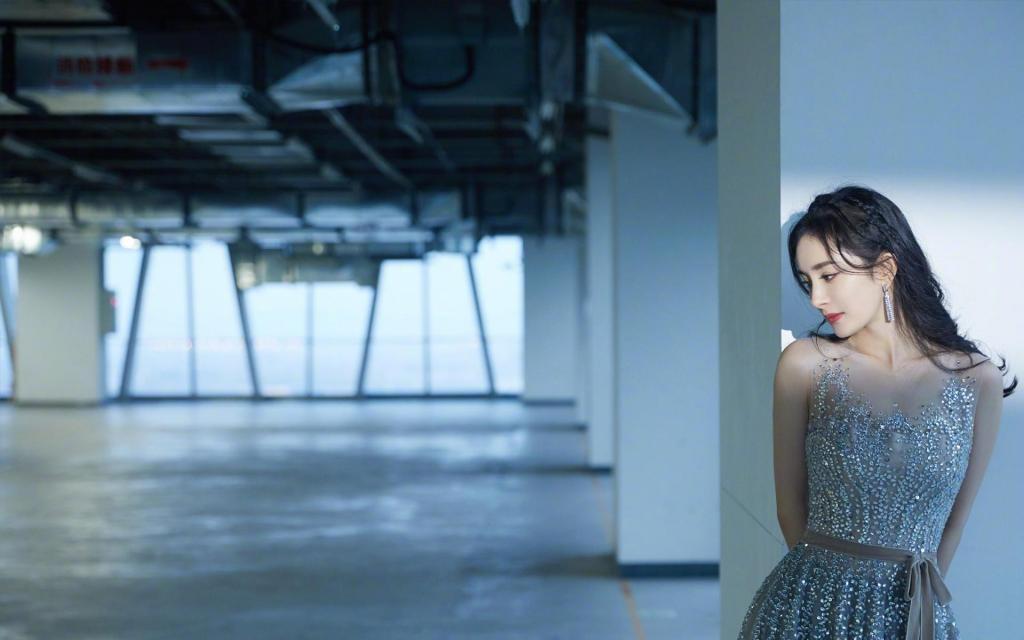 李敏镐图片佟丽娅图片林允儿图片卡通图片治愈系图片柳岩图片小清新