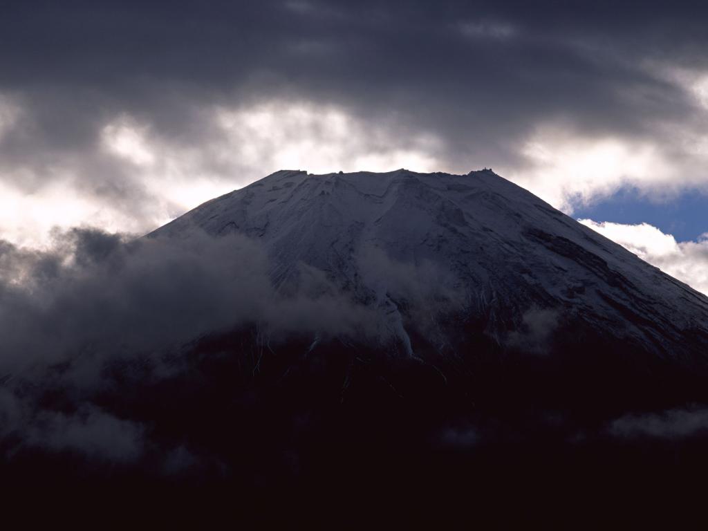 富士山红霞风景