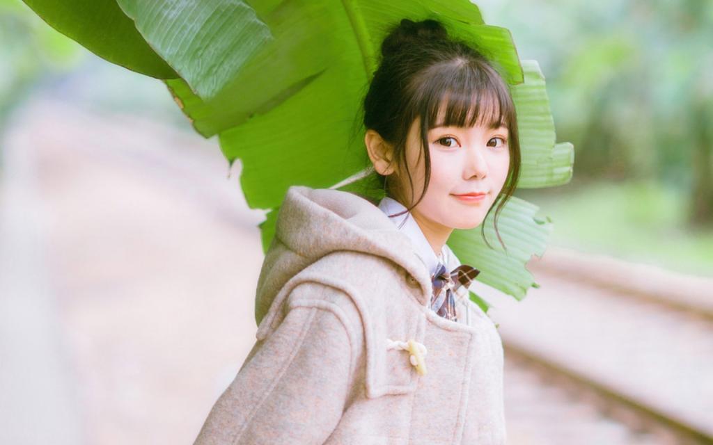 丸子头美少女户外写真