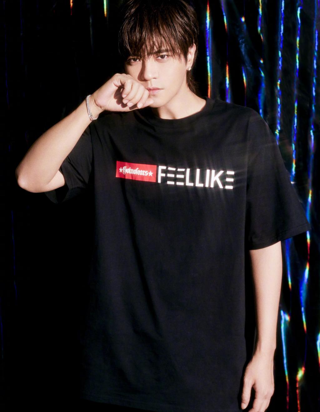 罗志祥时尚成熟写真