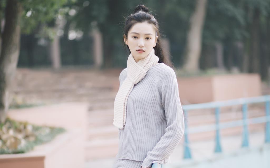 武大美女校花黄灿灿