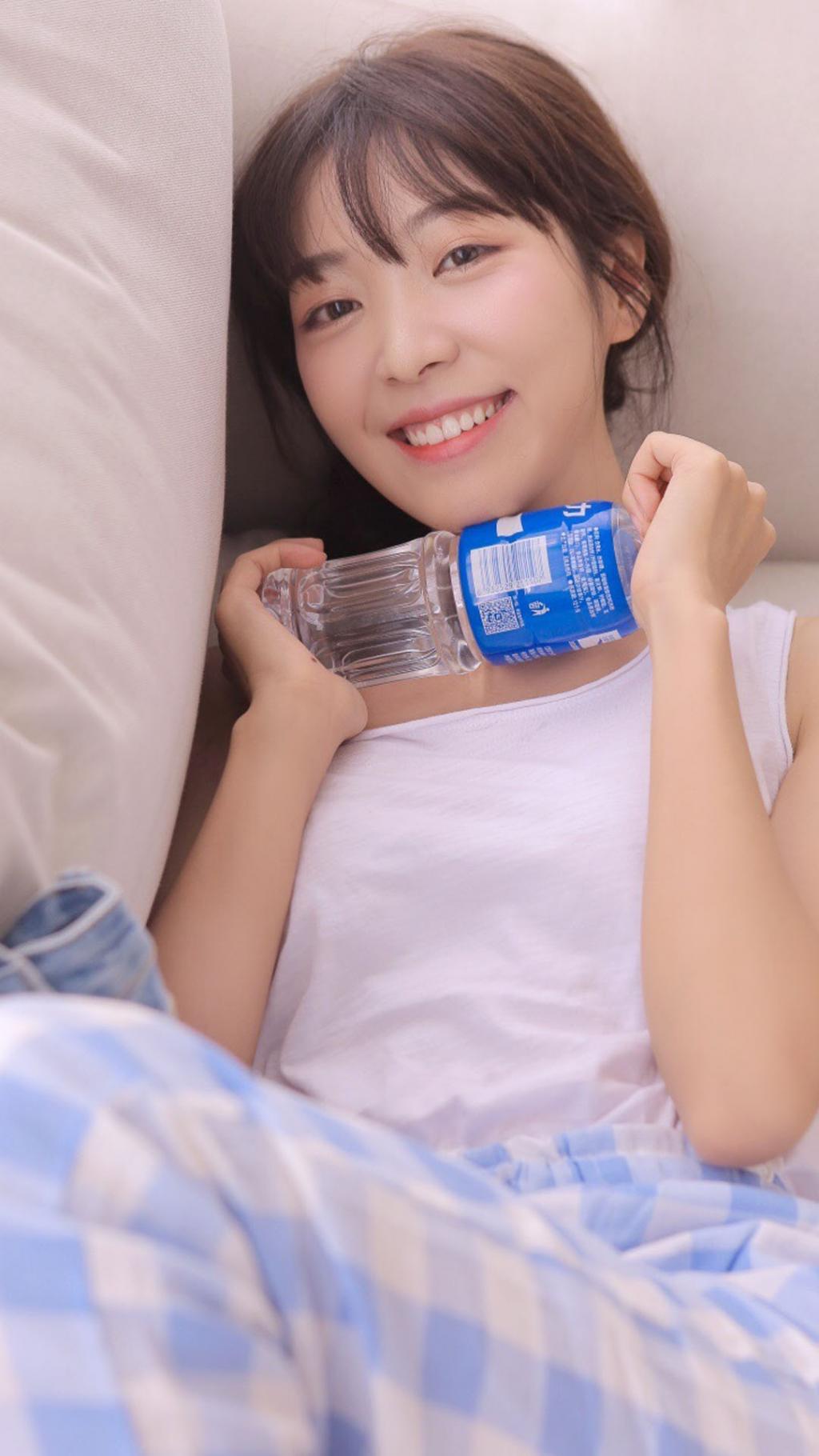 居家美女慵懒写真