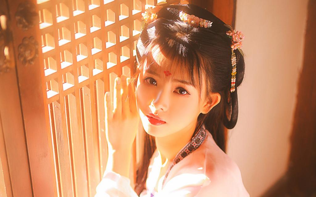 唯美的古装少女