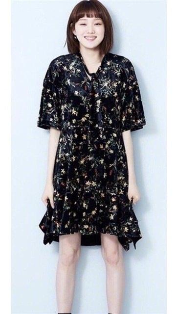 南柱赫李圣经情侣甜蜜写真