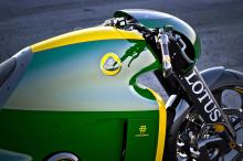 帅气Lotus莲花C-01摩托车