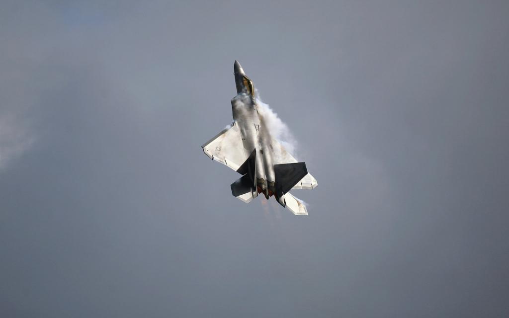 洛克希德·马丁F-22“猛禽”