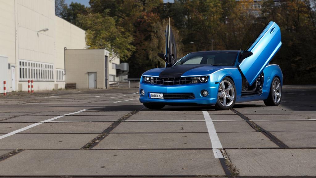 时尚蓝色科迈罗Camaro