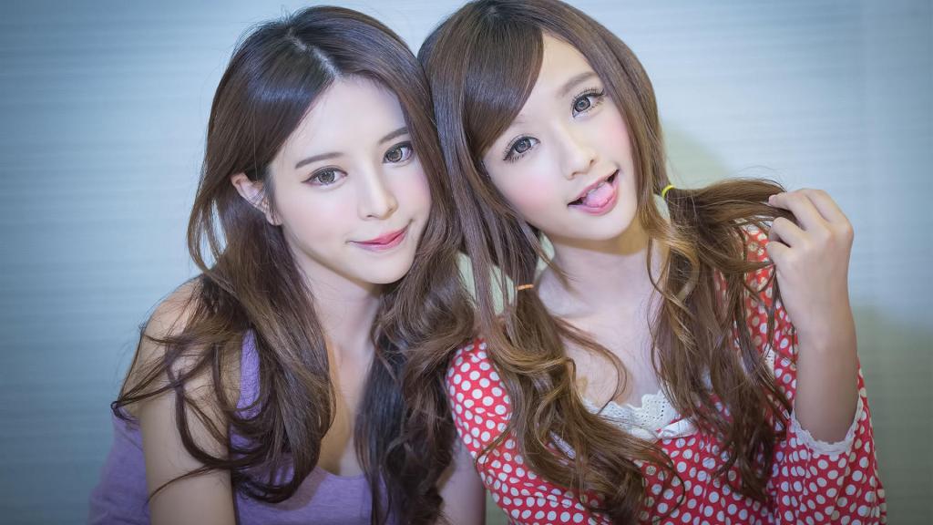 陈怡君张齐郡写真