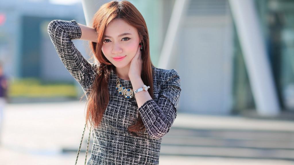 美女户外生活照