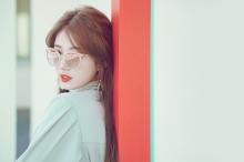 裴秀智妩媚动人时尚写真日历