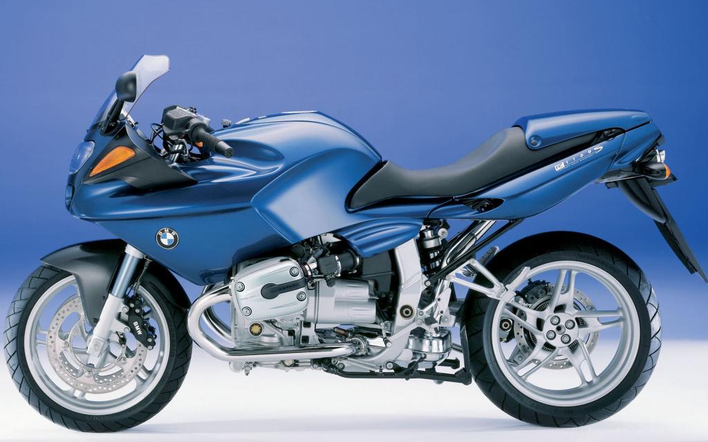宝马 R 1152 RS摩托车
