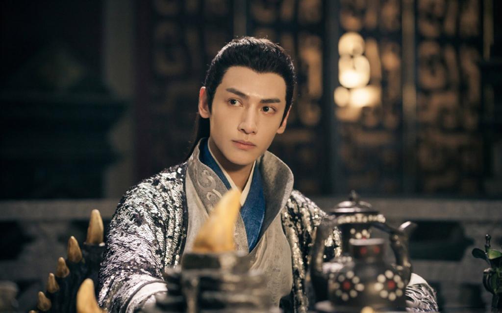 小何以琛罗云熙出演《香蜜沉沉烬如霜》