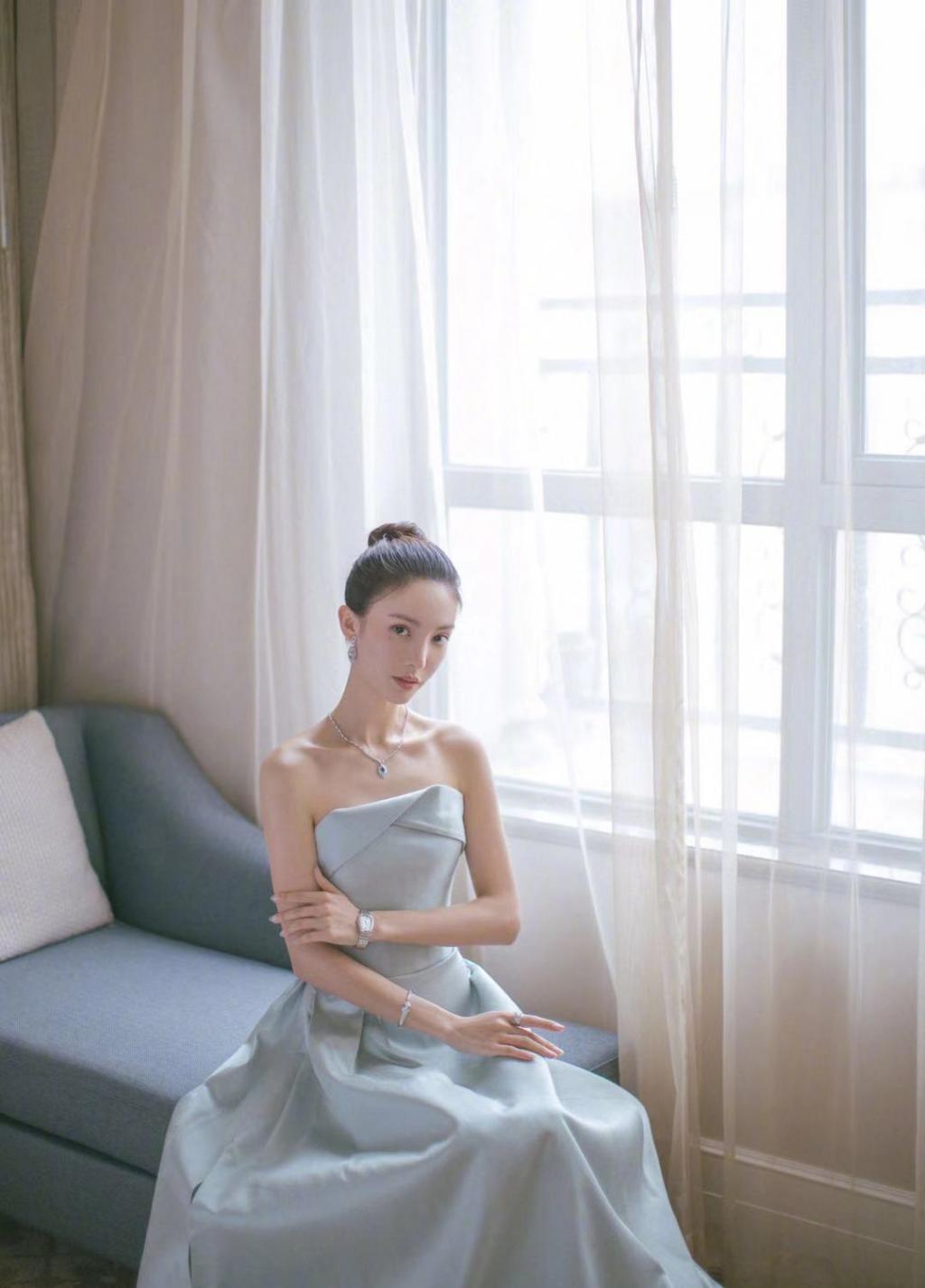 魅力女神金晨气质写真