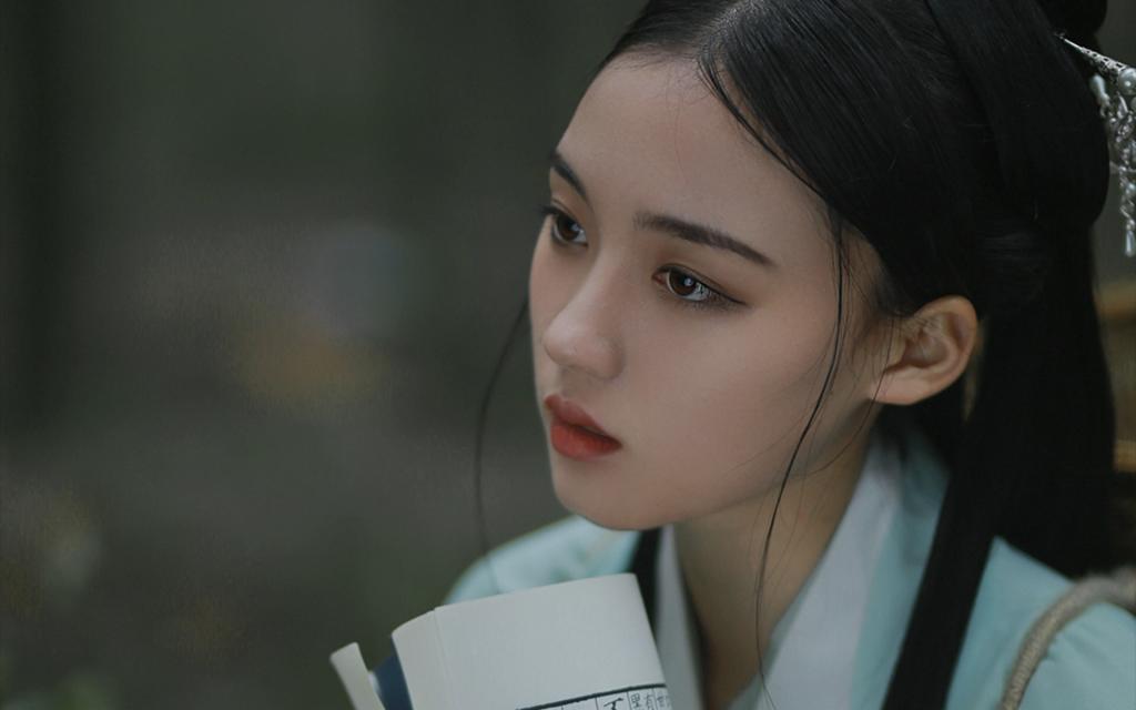 古装青衫医女唯美写真