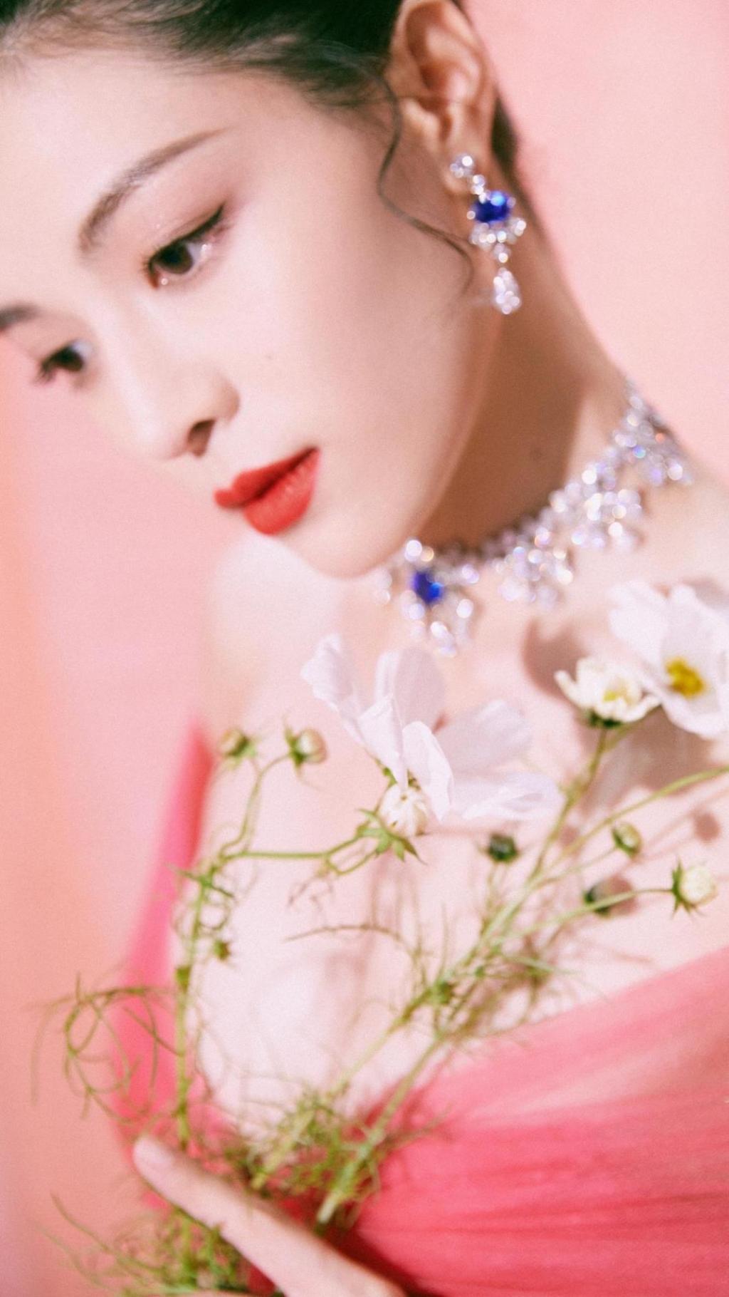 性感女神钟楚曦惊艳撩人写真