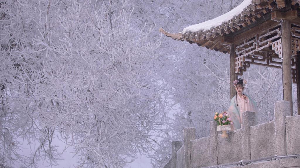 清纯古装美女唯美雪中纯情清新梦幻写真