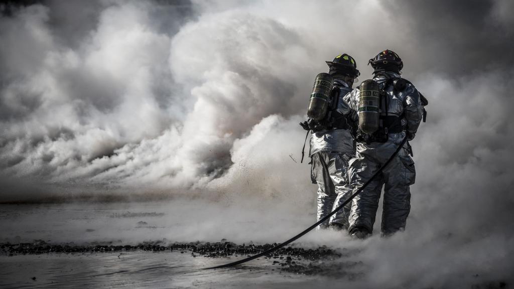 最可爱的人消防员