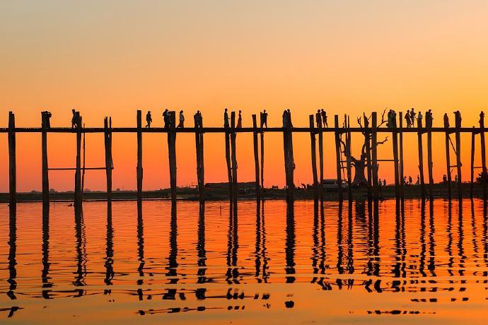 佛国缅甸你的信仰在何方