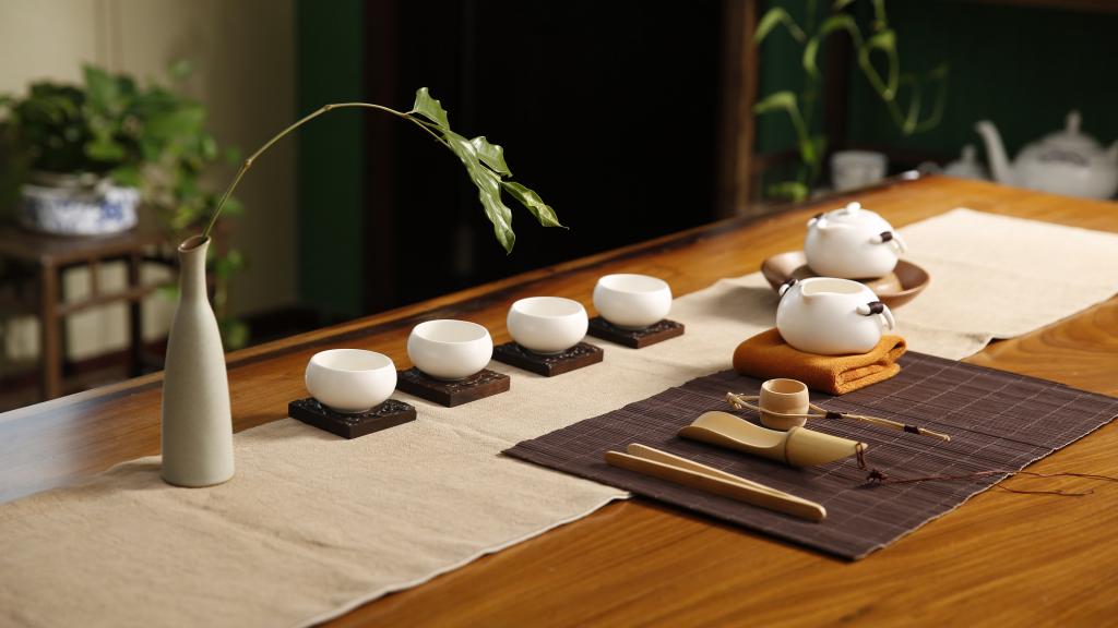 精致茶具