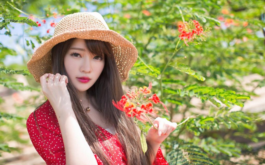 美人如花隔云端