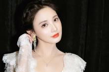 彭小苒性感知性诱人写真