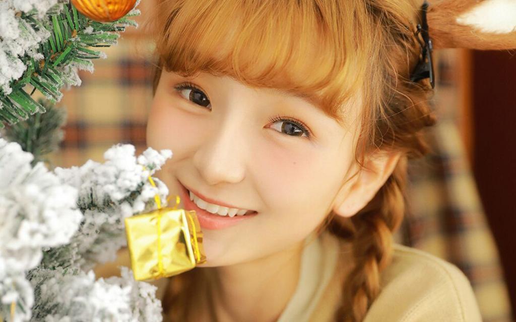 可爱麻花辫鹿少女