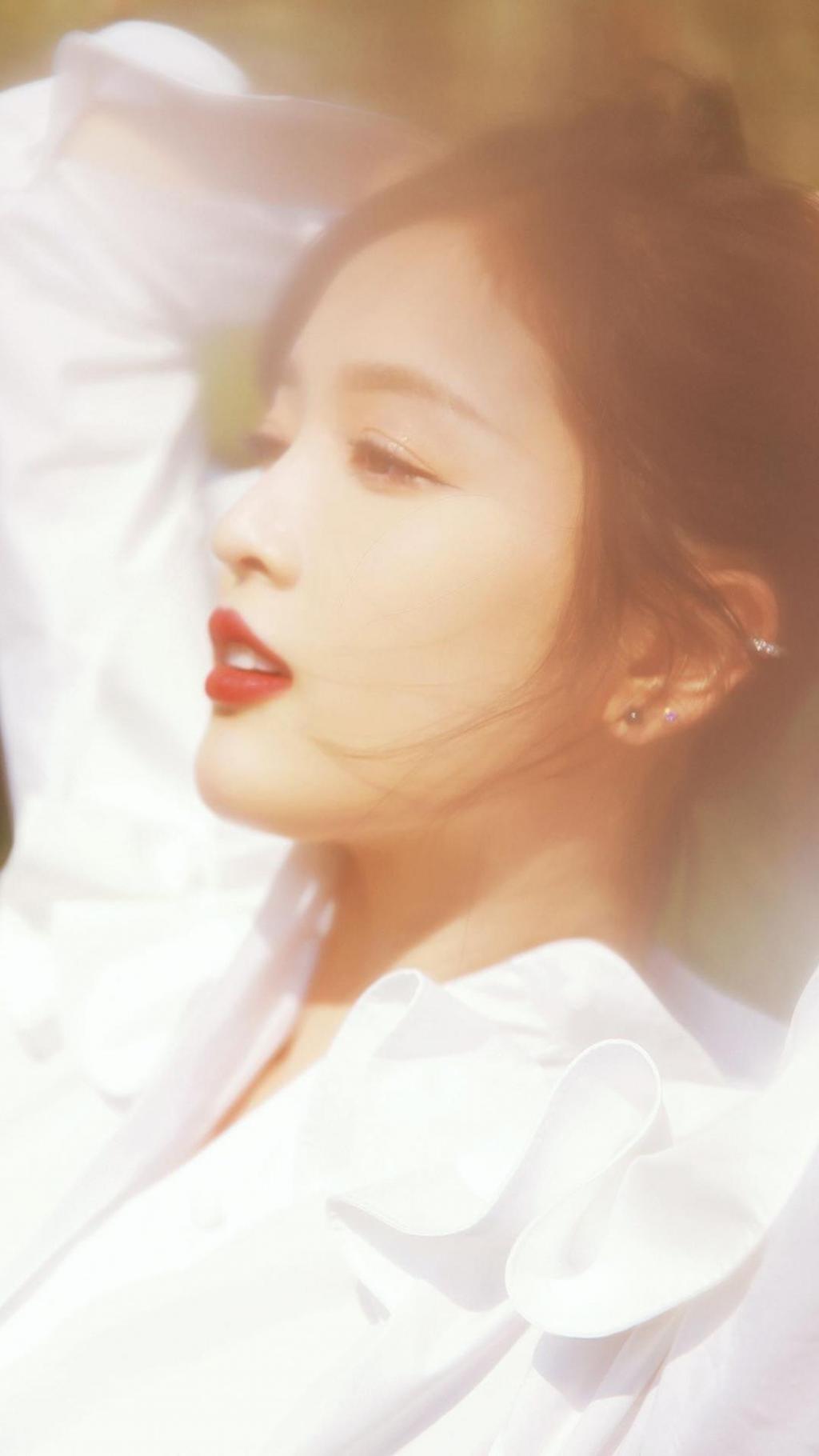 吴宣仪唯美梦幻性感写真