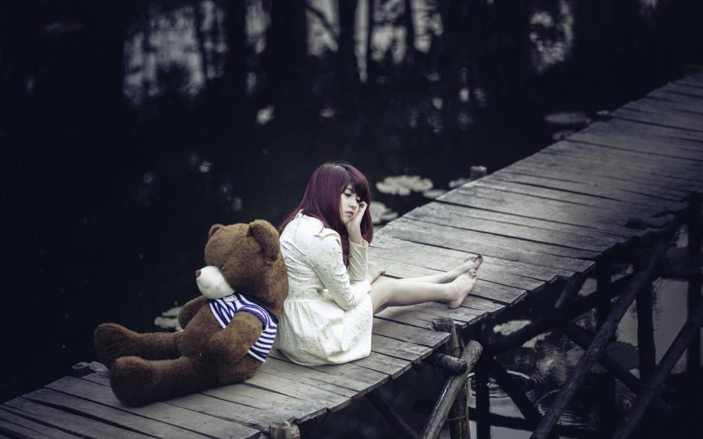 每个女生都有过一只泰迪熊