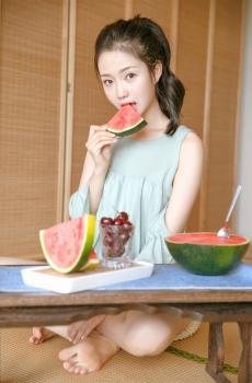 90后人气小花陈娅安写真-4