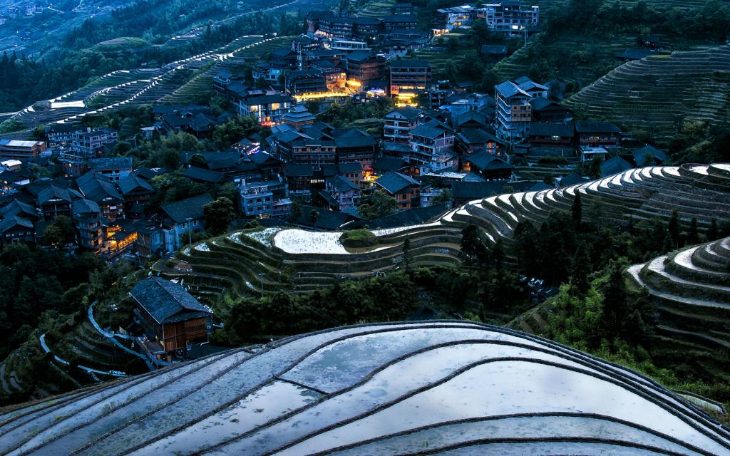 游桂林龙脊梯田，看大美庄寨