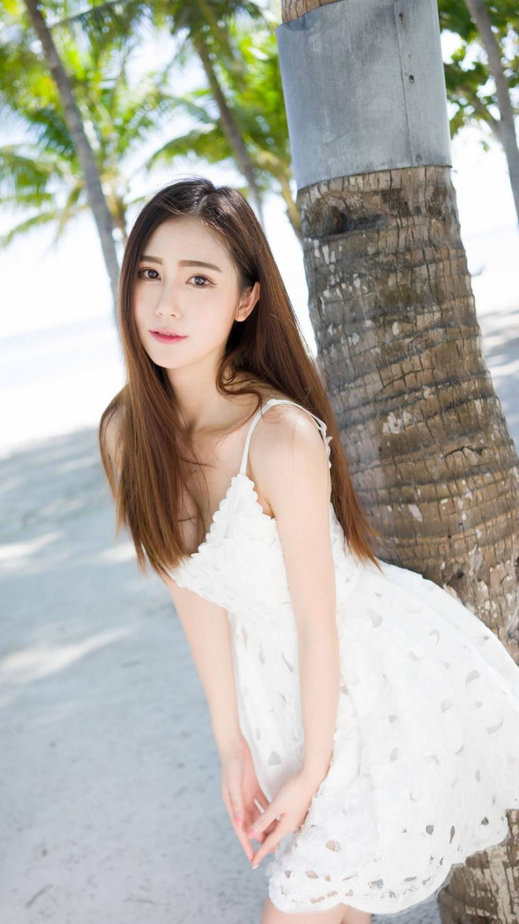 清纯美女白裙写真