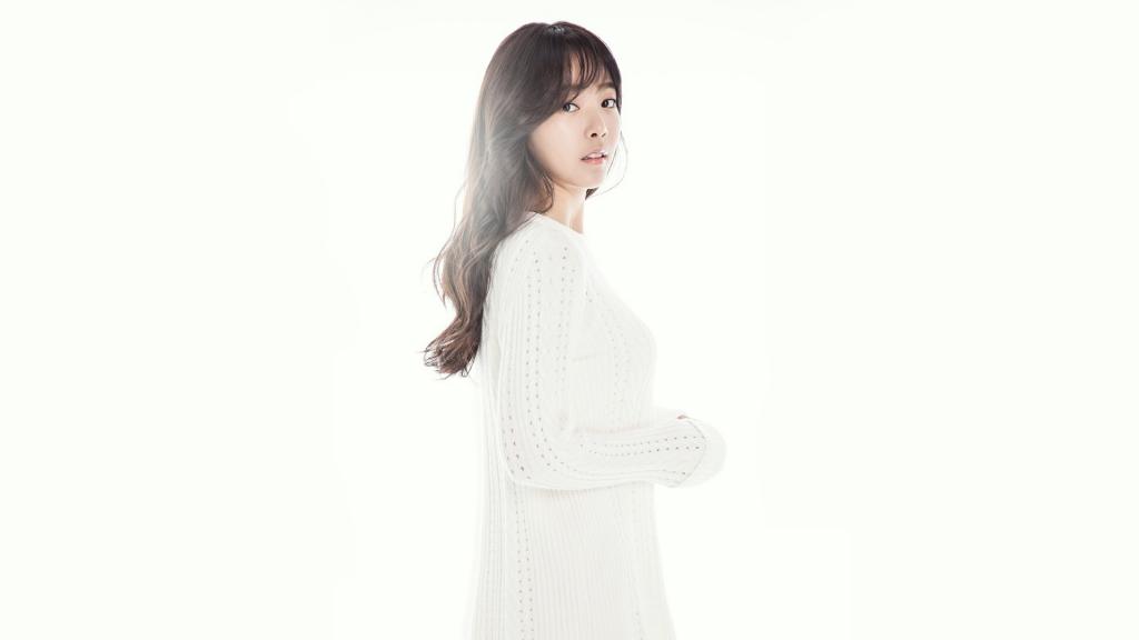 美女裴涩琪图片