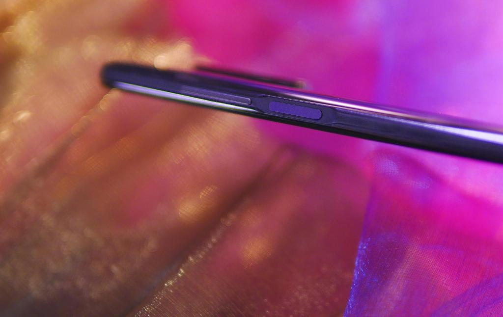 绚丽手机Redmi K30