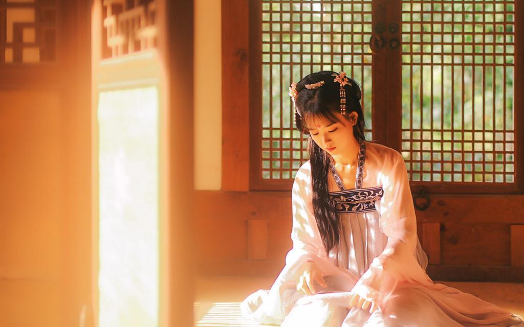 唯美的古装少女