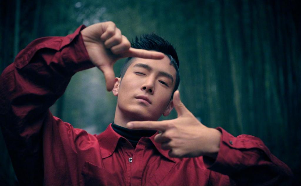 盛一伦杭州绅士范魅力写真