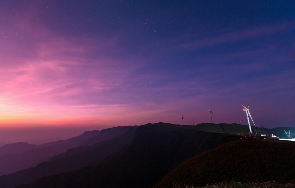 迷人的贵州屋脊韭菜坪