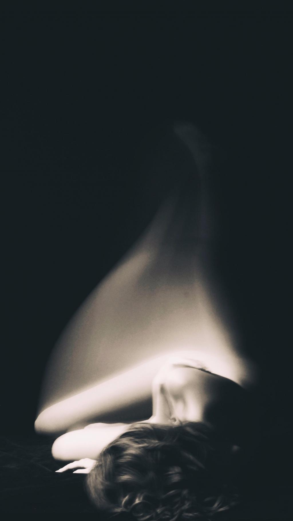 一个人的人体艺术摄影